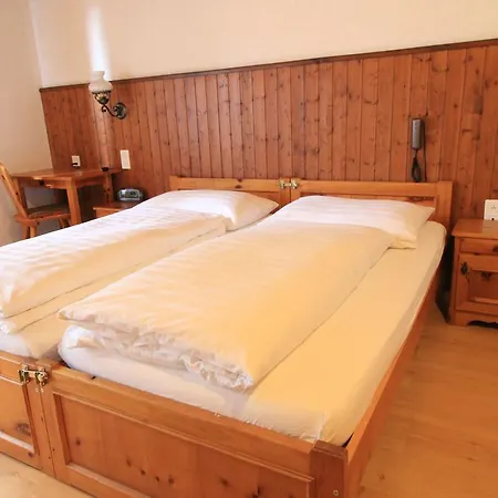 Hotel Fiescherhof 3*