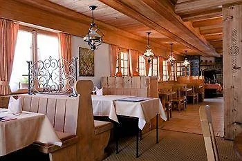 Ξενοδοχείο Fiescherhof 3*