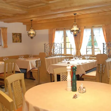 Fiescherhof Hotell 3*